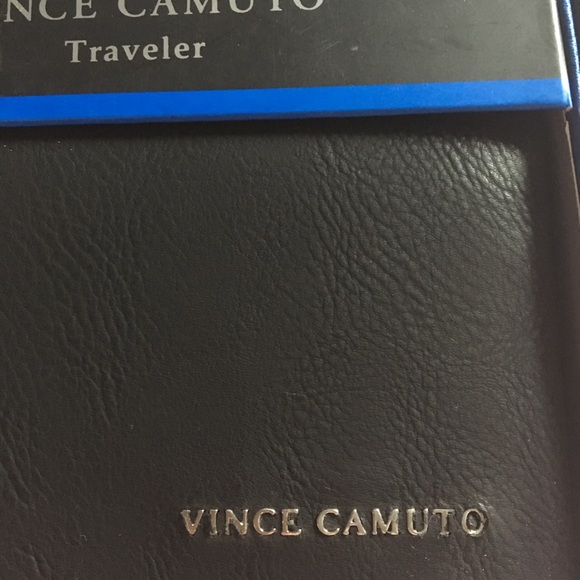 VINCE CAMUTO TRAVEL TRIFOLD MEN’S WALLET - Picture 3 of 6